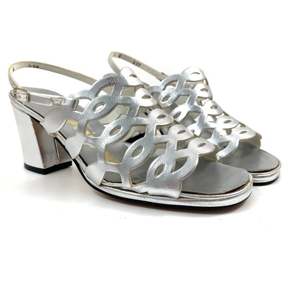 1960's mod silver caged peep toe heeled LIFE STRIDE sandals - Picture 1 of 16